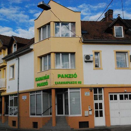 Karavan Panzio Hotel Kecskemet Ngoại thất bức ảnh